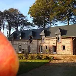 Maison De And Clos Des Hogues Entre Etretat Et Fecamp Holiday home *