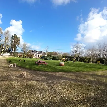 Maison De And Clos Des Hogues Entre Etretat Et Fecamp Holiday home *